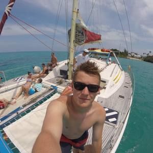 Meet your Posher, Devlin